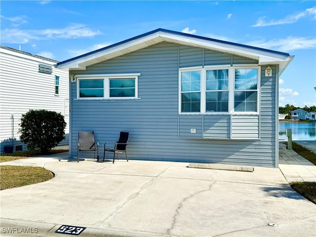 523 Cheetah Drive Naples FL 34114