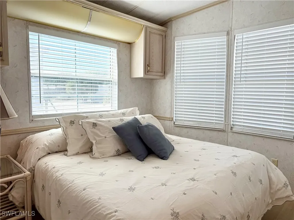 523 Cheetah Drive Naples FL 34114