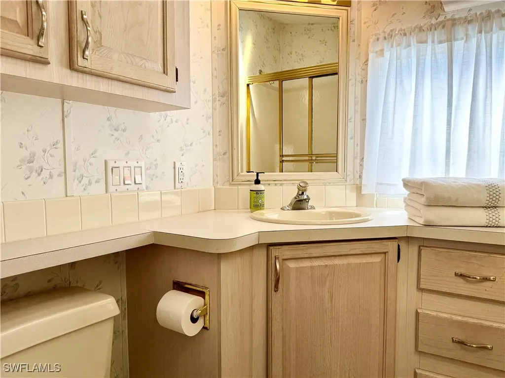 523 Cheetah Drive Naples FL 34114