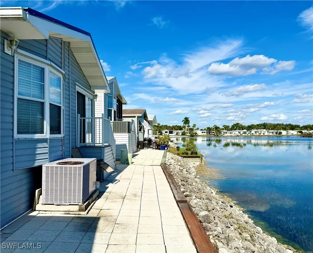 523 Cheetah Drive Naples FL 34114