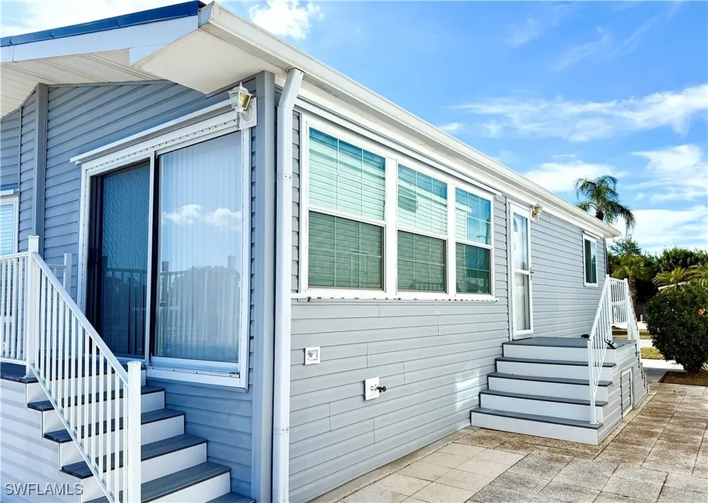 523 Cheetah Drive Naples FL 34114