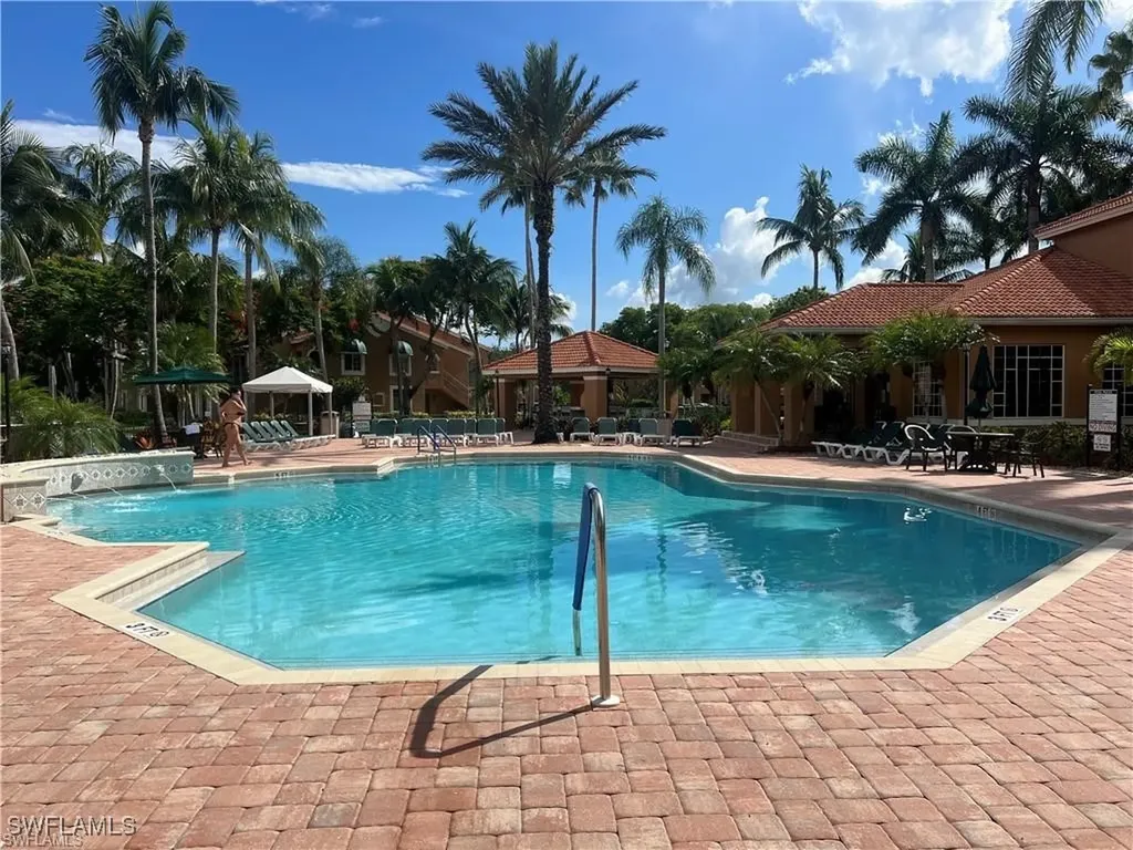 1210 Wildwood Lakes Boulevard Naples FL 34104