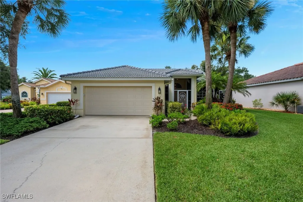 8890 Springwood Court Bonita Springs FL 34135