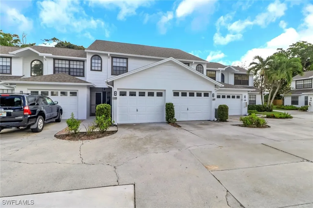 800 Meadowland Drive Naples FL 34108