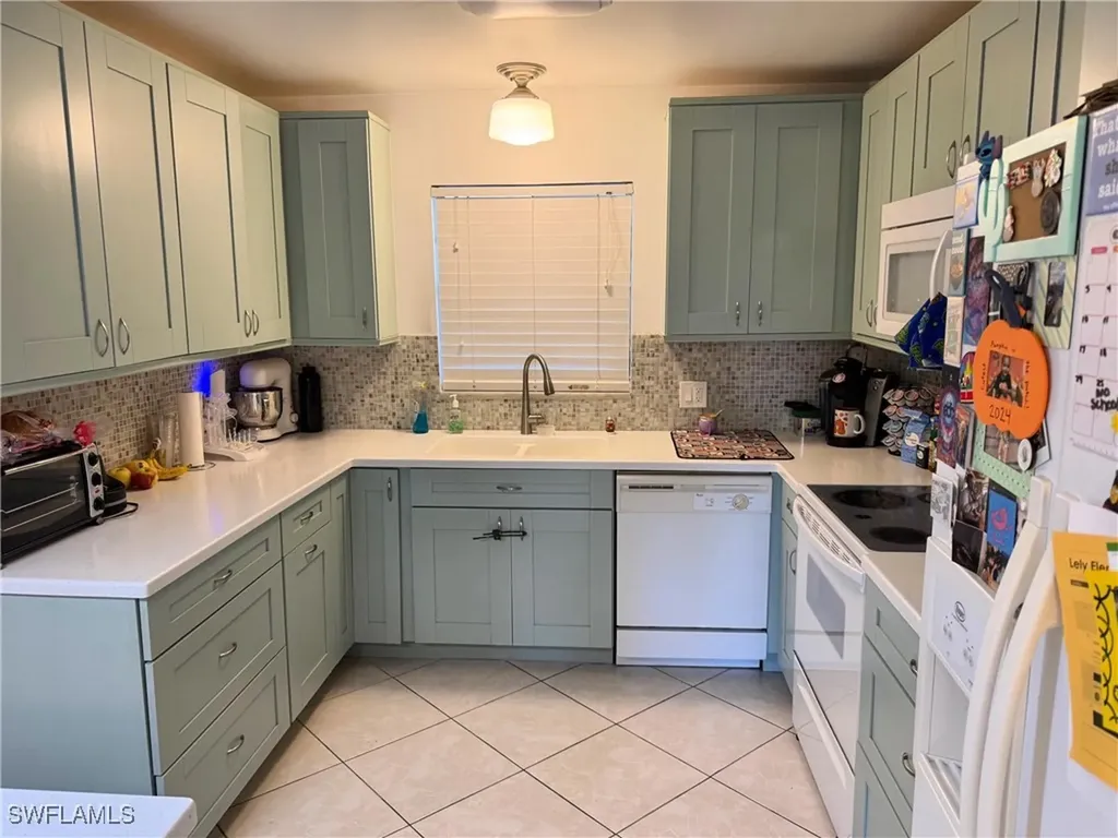 700 Valley Stream Drive Naples FL 34113