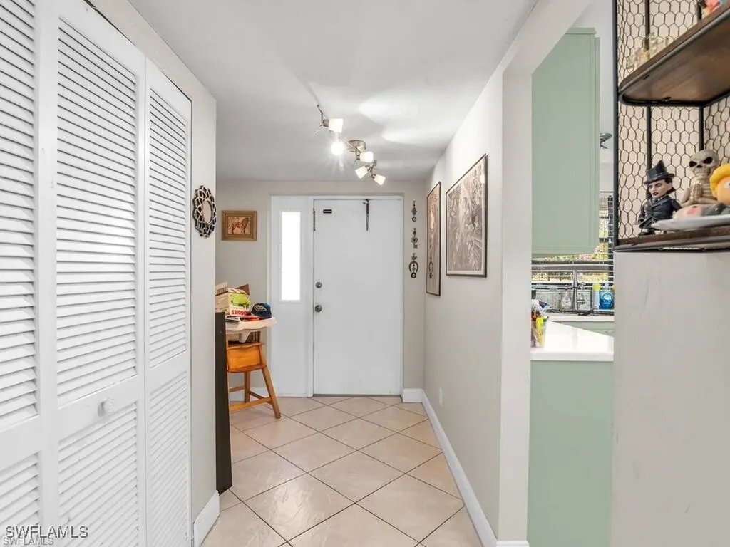700 Valley Stream Drive Naples FL 34113