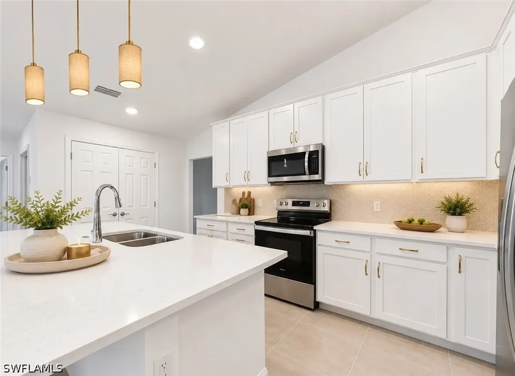 5683 Mayflower Way Naples FL 34142