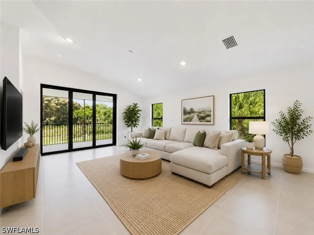 5683 Mayflower Way Naples FL 34142