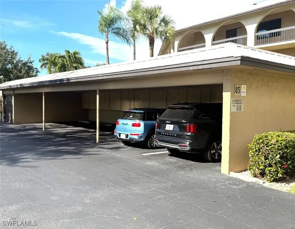 85 Saint Andrews Boulevard Naples FL 34113