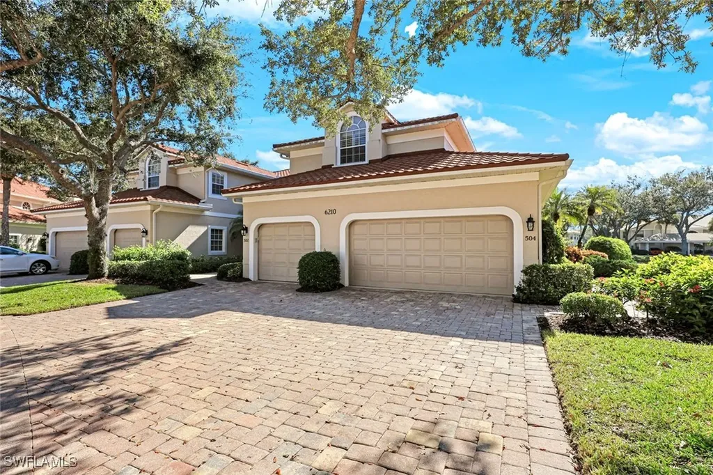 6210 Reserve Circle Naples FL 34119