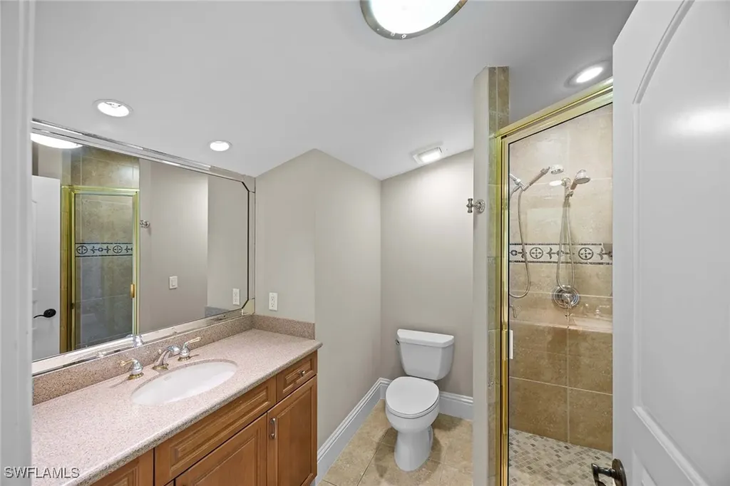 8752 Muirfield Drive Naples FL 34109