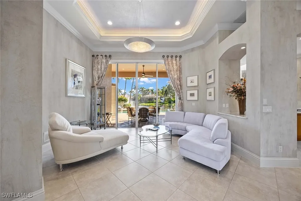8752 Muirfield Drive Naples FL 34109
