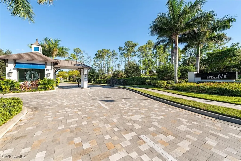 16715 Enclave Circle Naples FL 34110