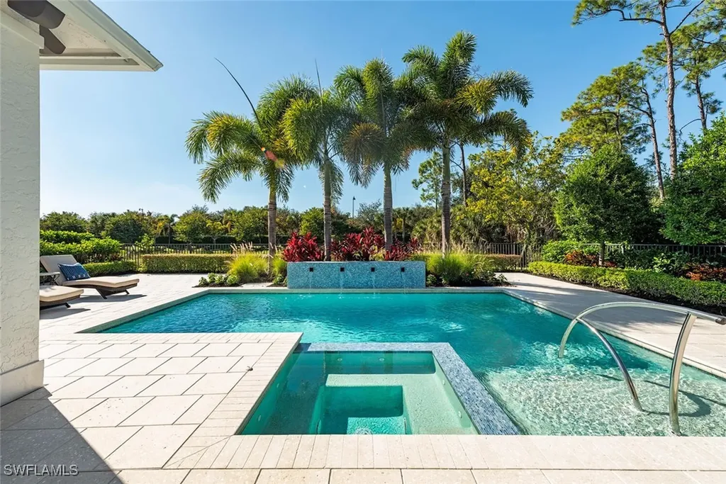 16715 Enclave Circle Naples FL 34110