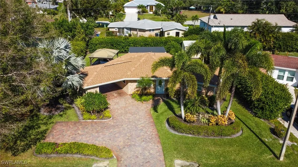 9817 Pennsylvania Avenue Bonita Springs FL 34135