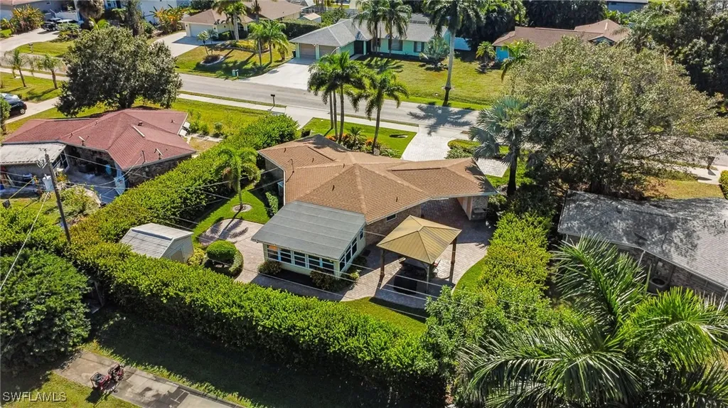 9817 Pennsylvania Avenue Bonita Springs FL 34135