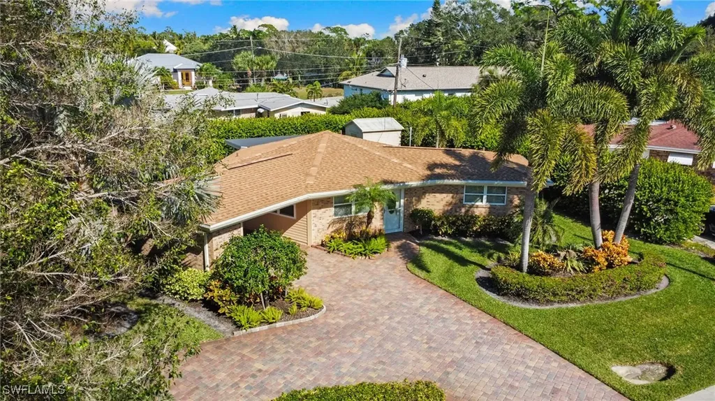 9817 Pennsylvania Avenue Bonita Springs FL 34135