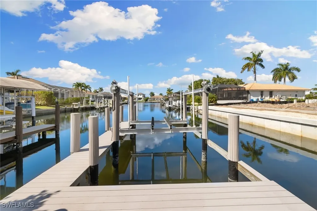 72 N Barfield Drive Marco Island FL 34145