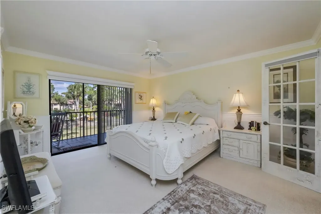 3243 Horse Carriage Way Naples FL 34105