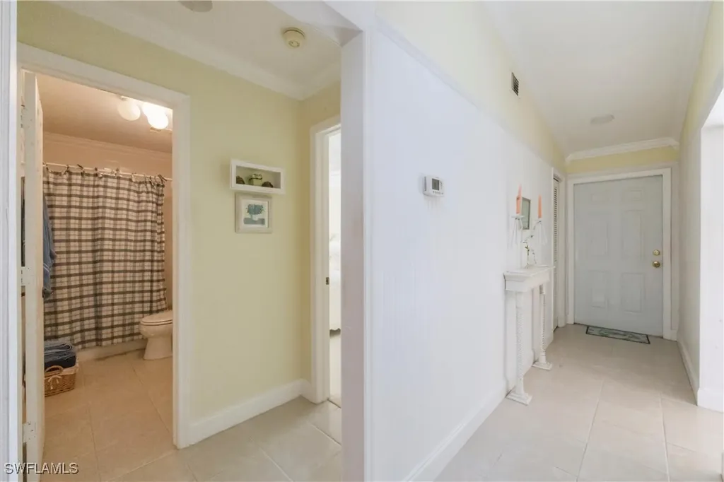 3243 Horse Carriage Way Naples FL 34105
