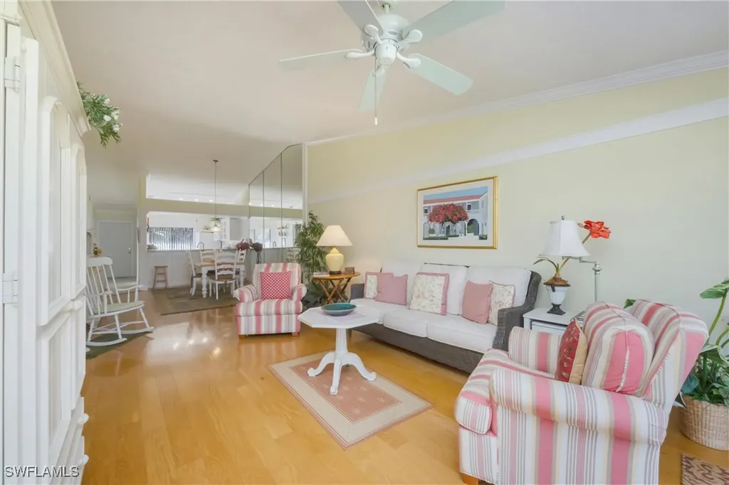 3243 Horse Carriage Way Naples FL 34105