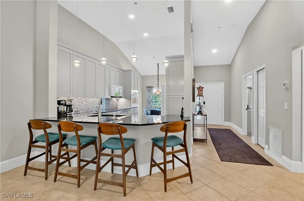 2395 Harmony Lane Naples FL 34109