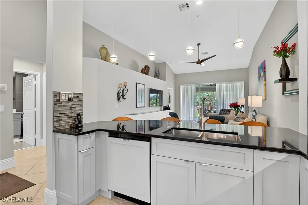 2395 Harmony Lane Naples FL 34109