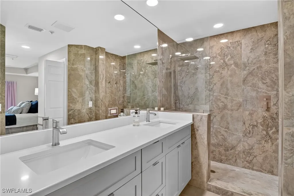 2395 Harmony Lane Naples FL 34109