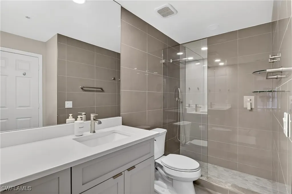 2395 Harmony Lane Naples FL 34109