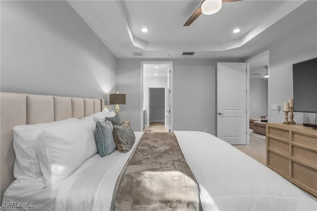 2640 Seychelles Circle Naples FL 34112