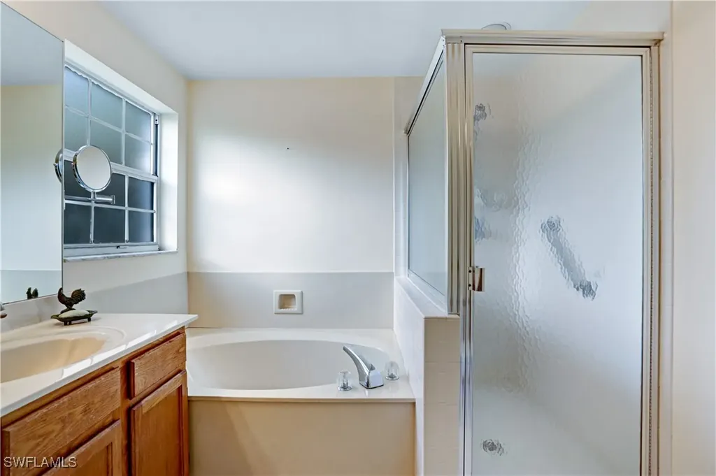 5895 Chanteclair Drive Naples FL 34108