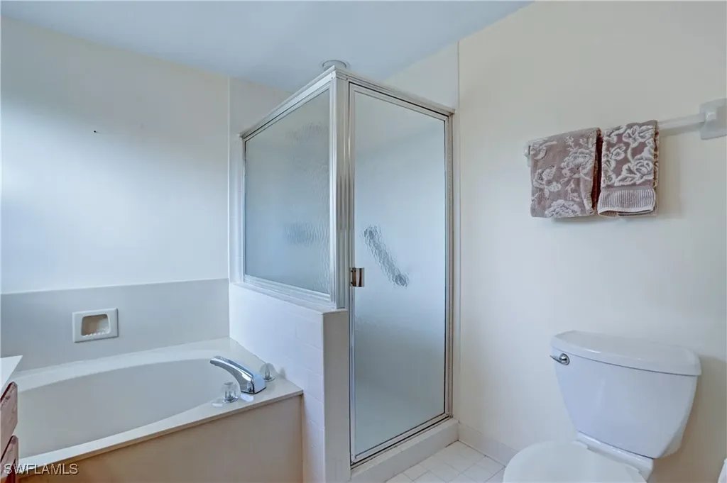 5895 Chanteclair Drive Naples FL 34108
