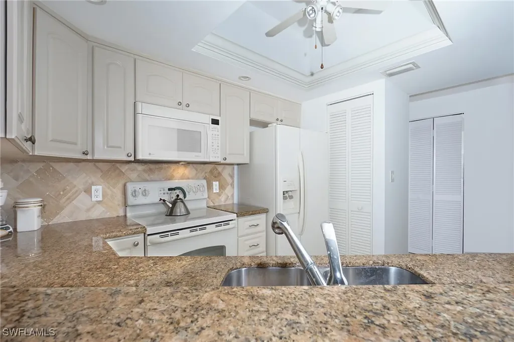 5895 Chanteclair Drive Naples FL 34108