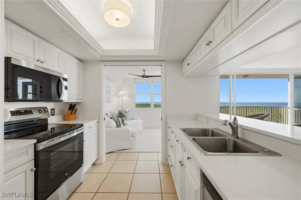 6361 Pelican Bay Boulevard Naples FL 34108