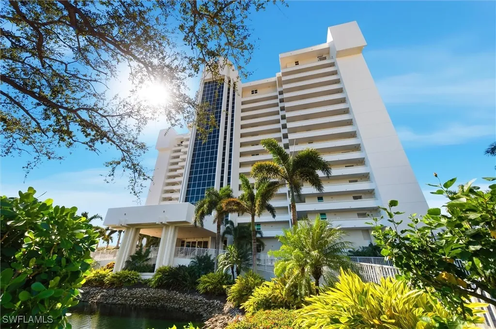 6361 Pelican Bay Boulevard Naples FL 34108