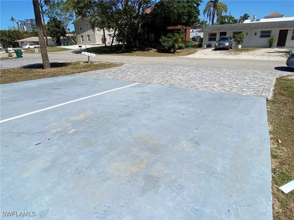 2264 Washington Avenue Naples FL 34112