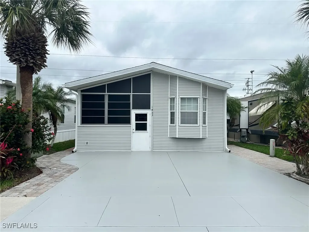 1453 Diamond Lake Circle Naples FL 34114