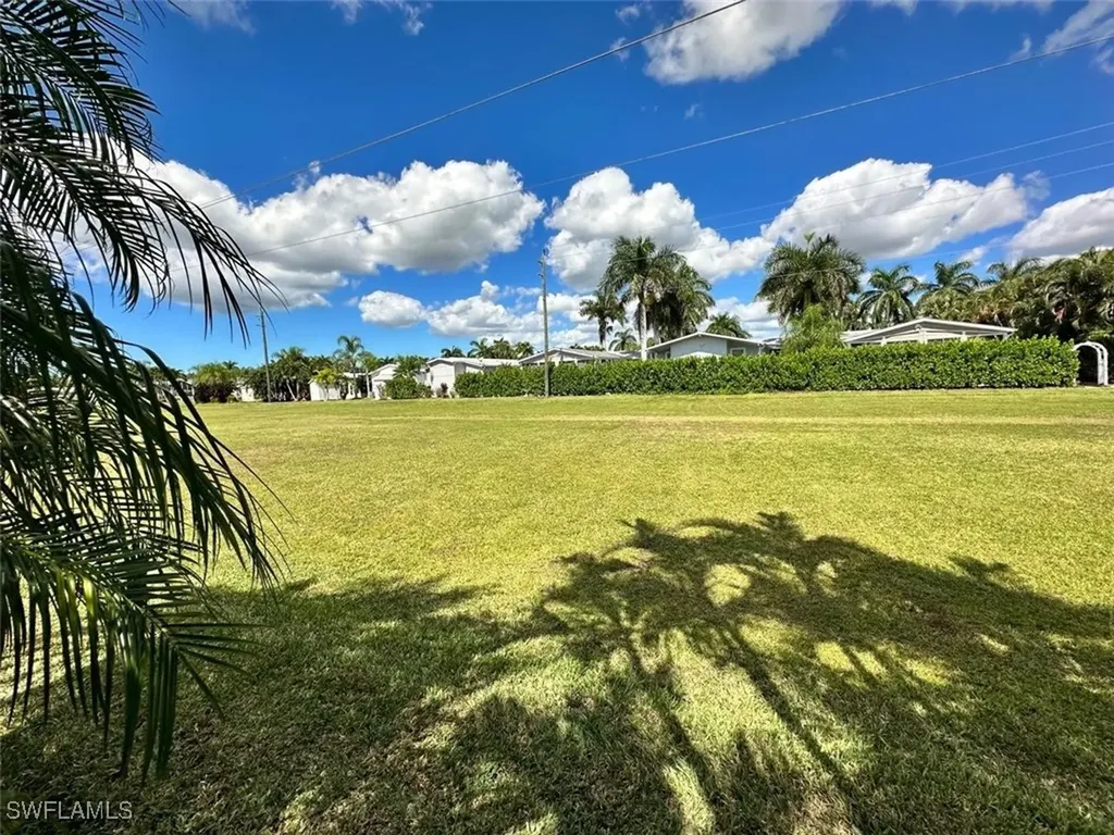 1453 Diamond Lake Circle Naples FL 34114
