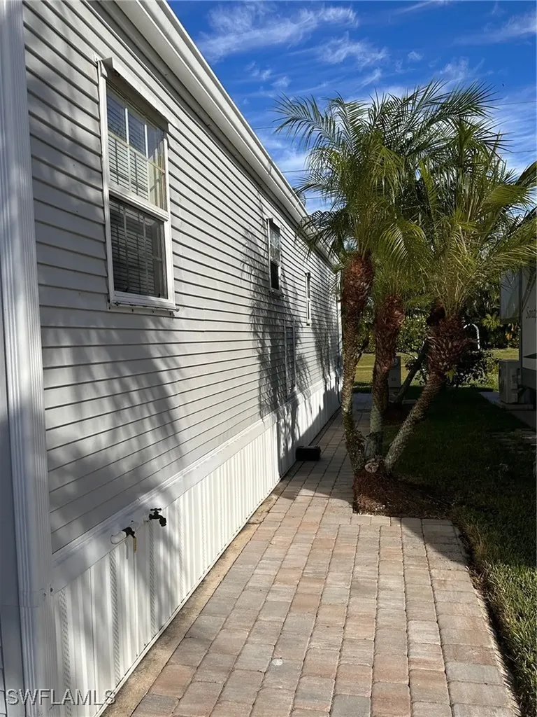 1453 Diamond Lake Circle Naples FL 34114