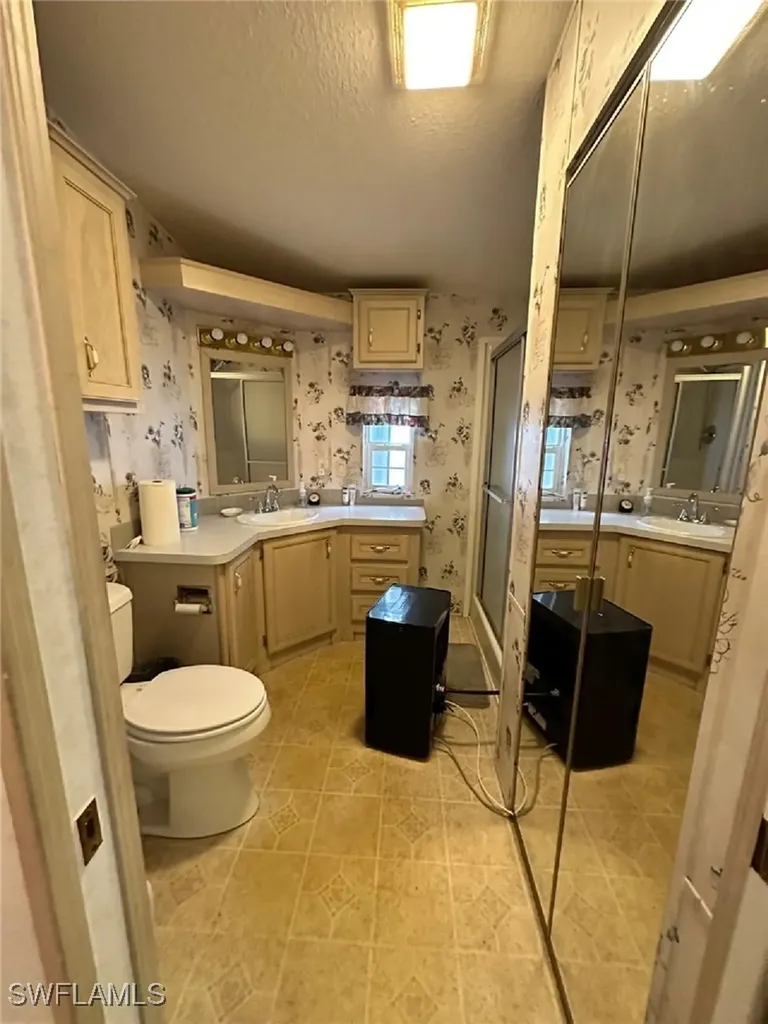 1453 Diamond Lake Circle Naples FL 34114