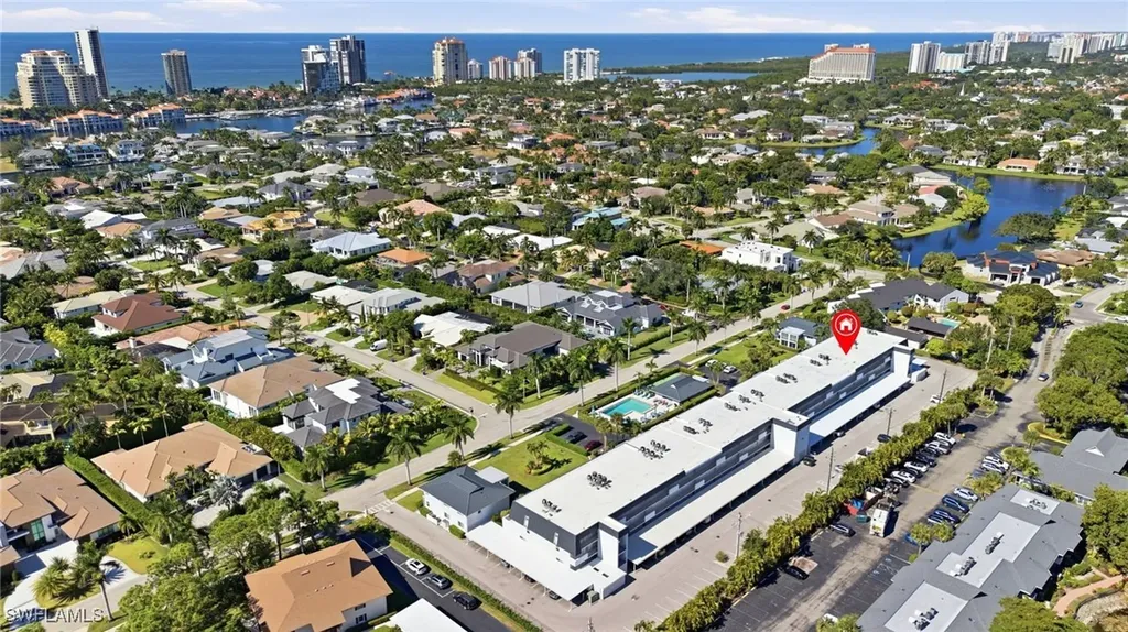 4200 Belair Lane Naples FL 34103