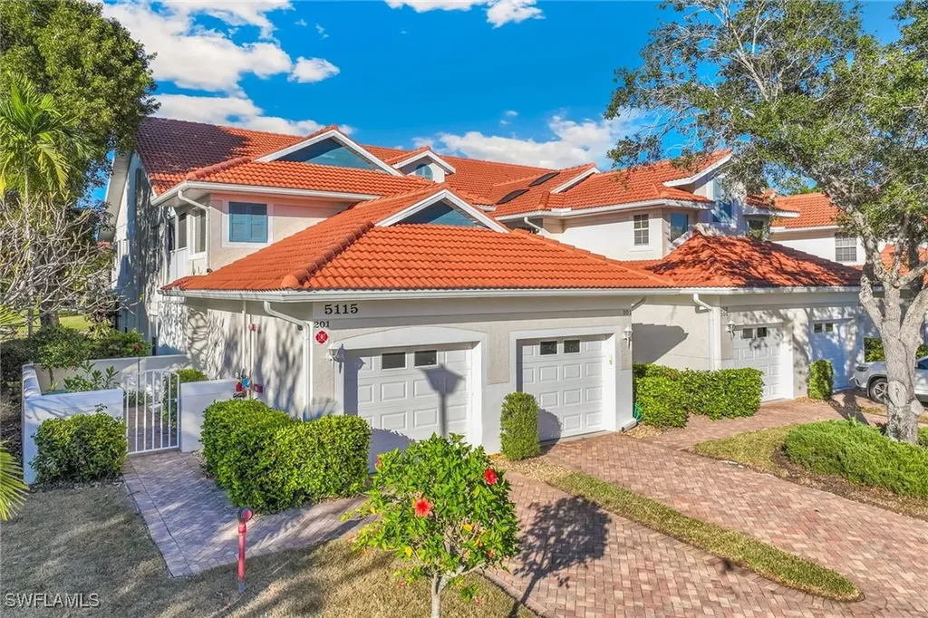 5115 Cedar Springs Drive Naples FL 34110