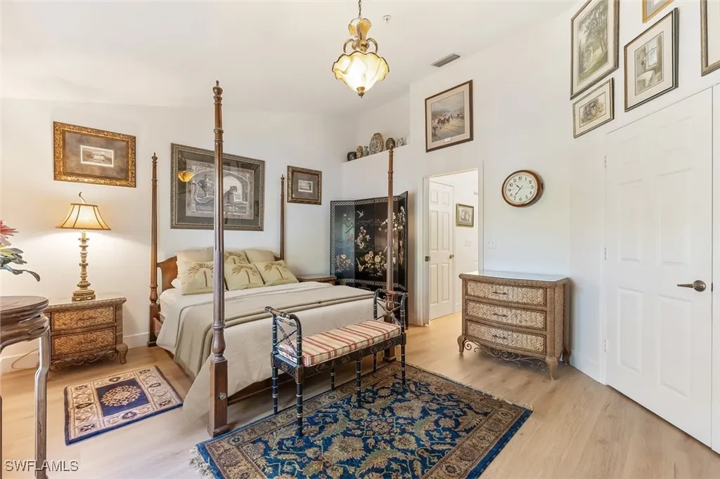 5115 Cedar Springs Drive Naples FL 34110