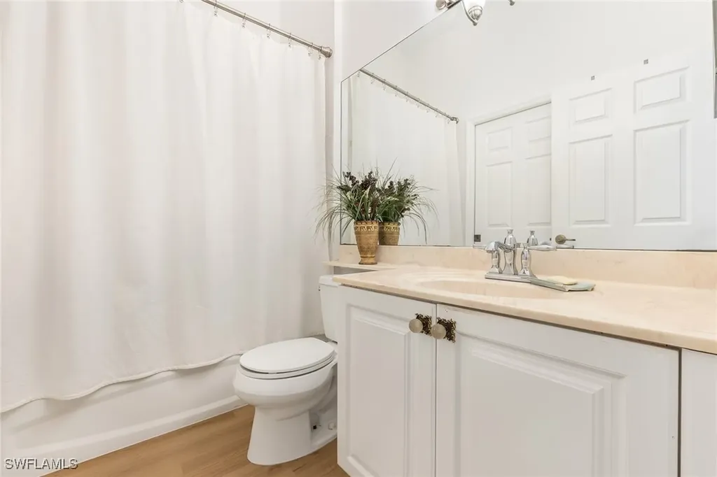 5115 Cedar Springs Drive Naples FL 34110