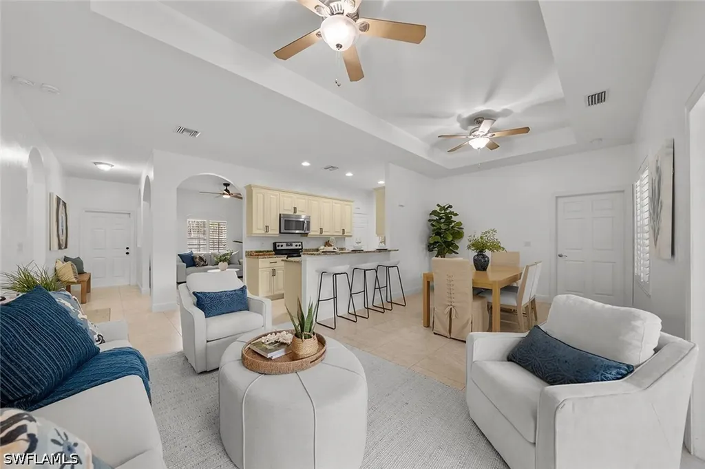 535 33rd Avenue NE Naples FL 34120