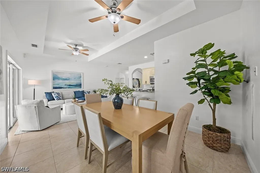 535 33rd Avenue NE Naples FL 34120