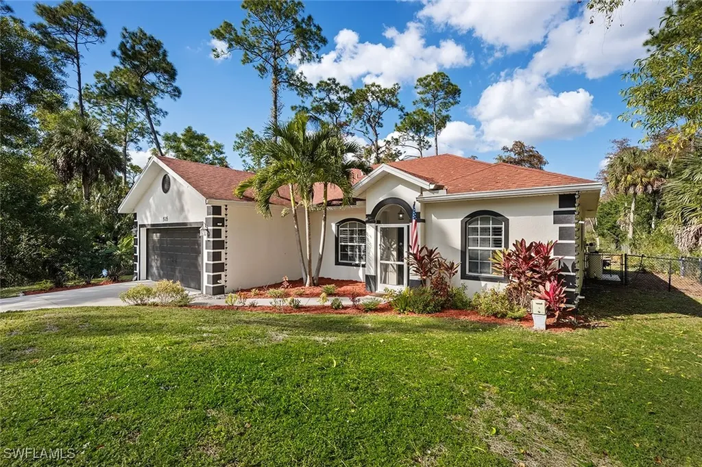 535 33rd Avenue NE Naples FL 34120