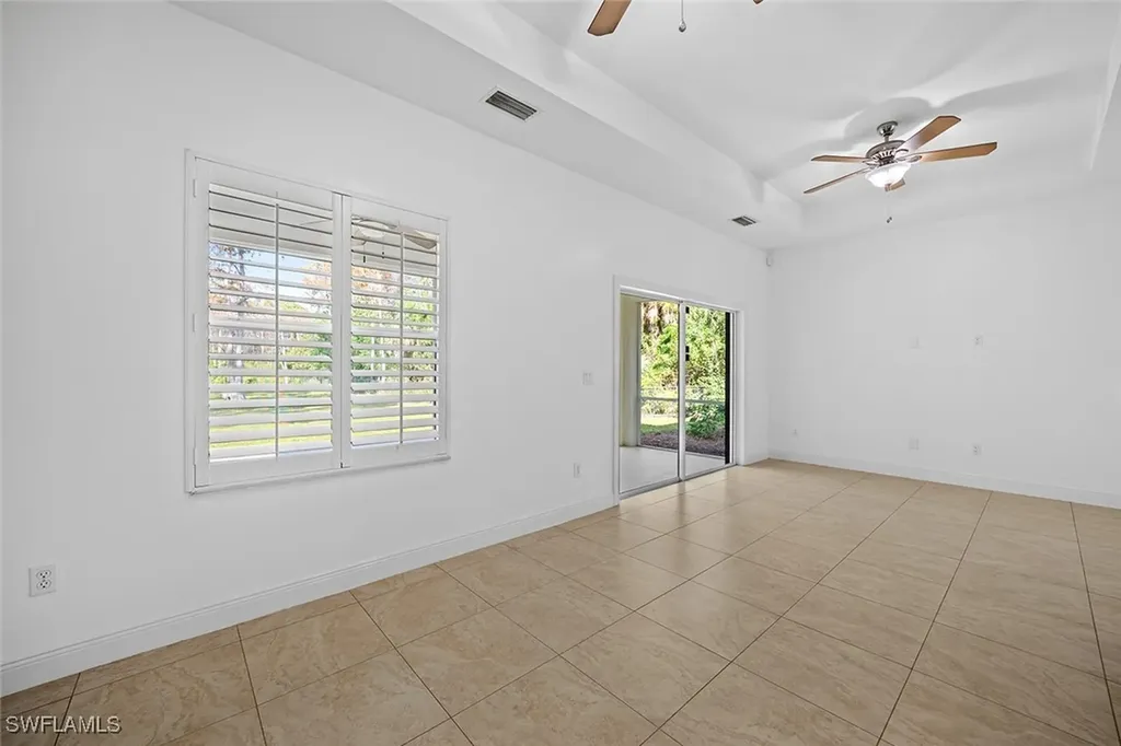 535 33rd Avenue NE Naples FL 34120