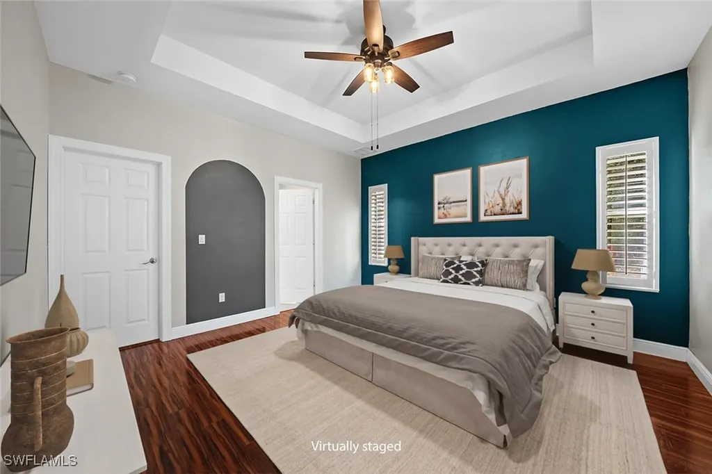 535 33rd Avenue NE Naples FL 34120