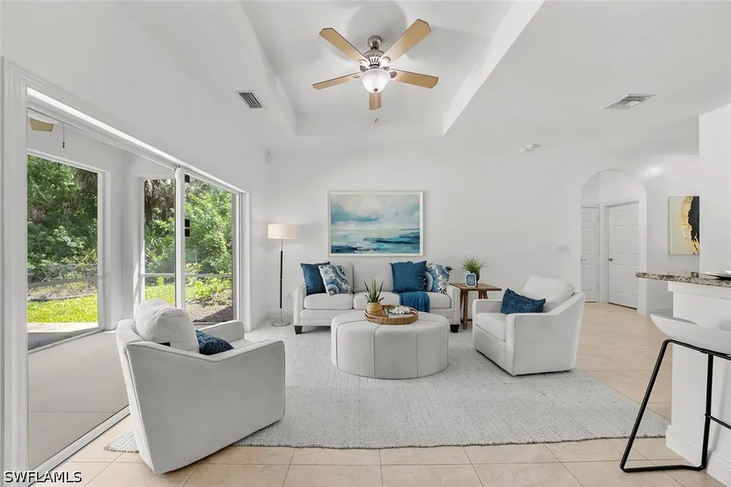 535 33rd Avenue NE Naples FL 34120